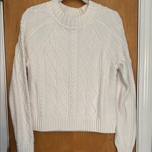 Women's White Cable Knit Sweater by Gap perfect condition.